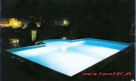 Berle Swimmingpool A/S Berle swimmingpool og spa leverer individuelle løsninger, der passer til dine behov og matcher til dit hjem. Det har vi gjort i 46 år. Så du kan trygt kontakte os med dine drømme.