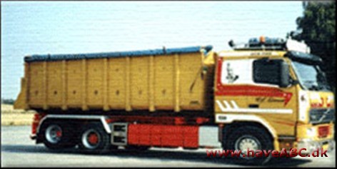 H & E Sejersen Transport A/S Containerkørsel med:
- Affaldscontainere
- Sten
- Grus
- Jord
- Pektin foder